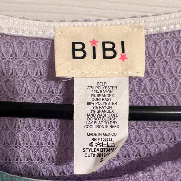 BiBi Women's Waffle Knit Sweater - Lavender and Teal - Picture 3 of 4